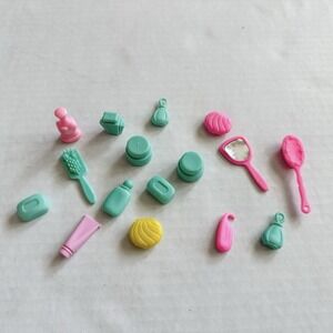 Vintage‎ Barbie Doll Salon Beauty Shop Vanity Lot Colors Set Pink Yellow Green
